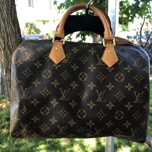 Louis Vuitton Speedy 30 bag nearly new condition